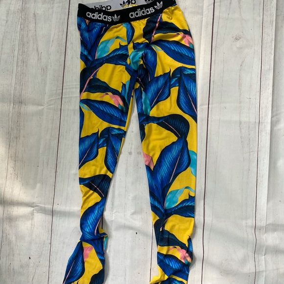 Farm Rio x Adidas Leggings. Small. - Picture 8 of 8